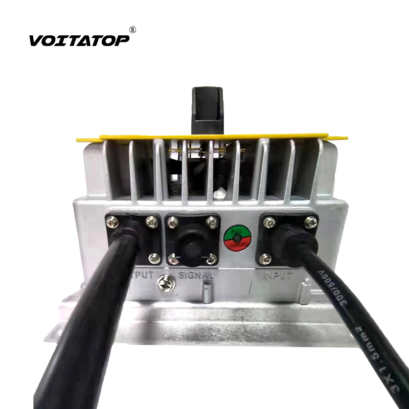 شاحن بطارية سريع مقاوم للماء I - مراجعة 72V 15A Fast Charger وسعره