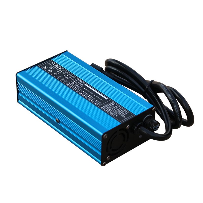 شاحن 67.2 فولت 8 أمبير، علبة أ - مراجعة 84V 20A Smart Charger وسعره